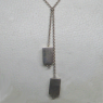 (n1400)Gargantilla de plata con 2 cubos rectangulares.