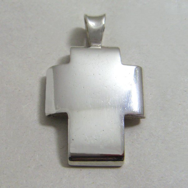 (p1575)Silver bombe hollow cross.