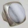 OFERTA!! (r1090)Anillo de plata con piedra bombe.