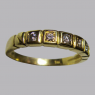 (r1292)Anillo de oro con brillantes.