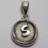 (p1551)Medalla de plata Belgiorno con letra central S.