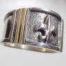 (r1545)Anillo de plata con el s�mbolo de la Flor de Lis
